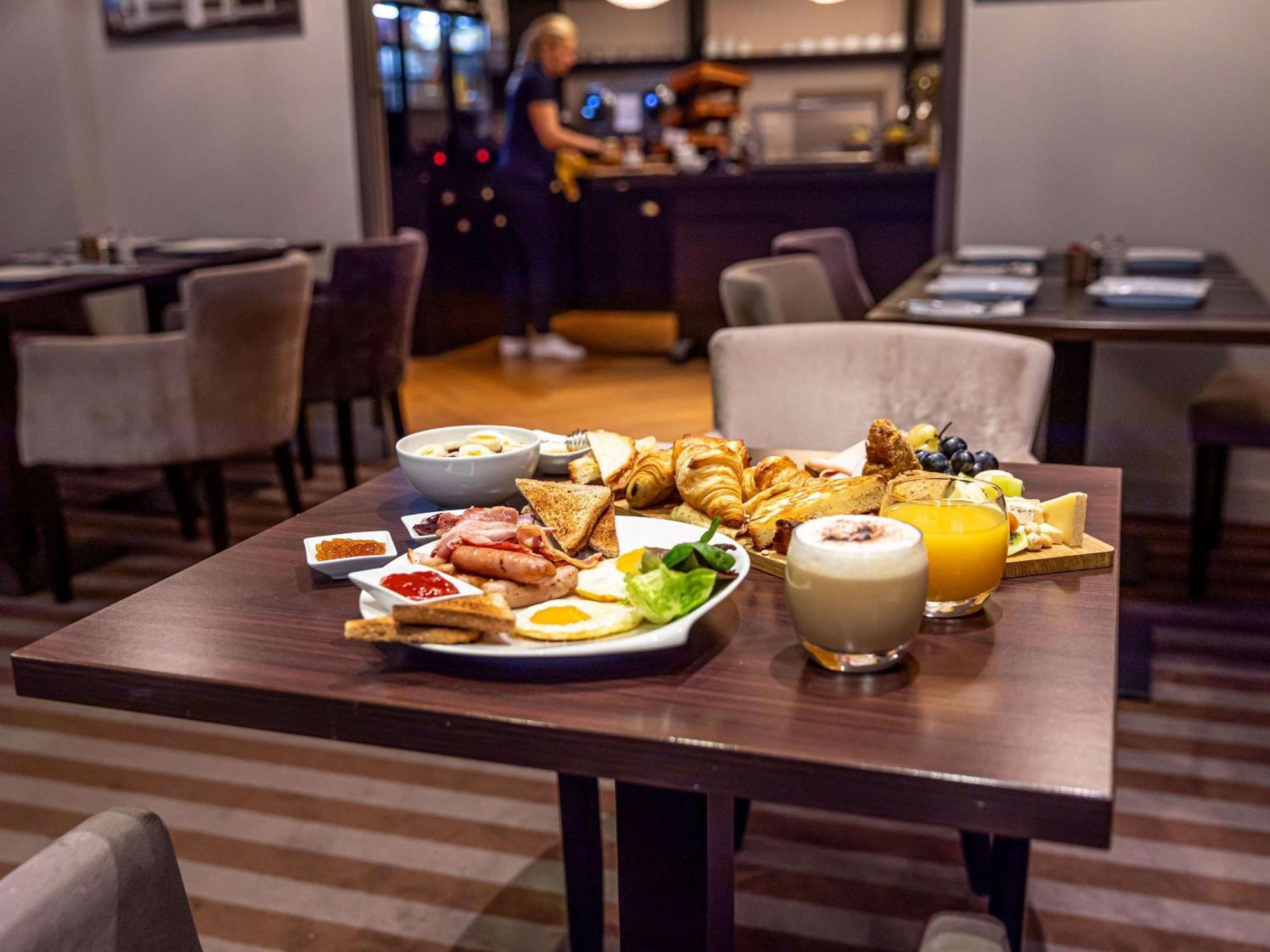 Mercure Paris Saint Cloud Hippodrome Bagian luar foto